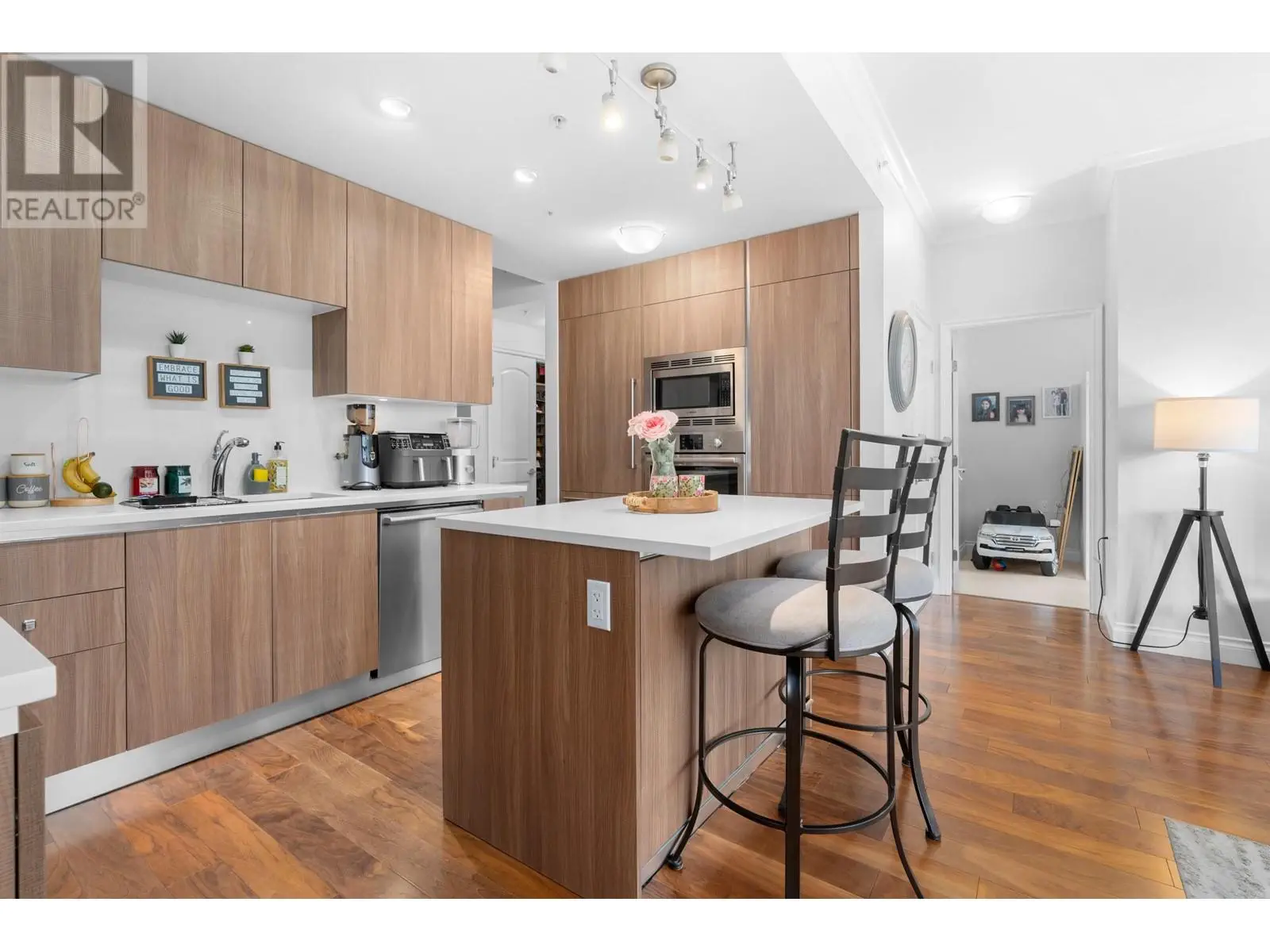 204 175 Victory Ship Way, North Vancouver, British Columbia  V7L 0G1 - Photo 11 - R2925024