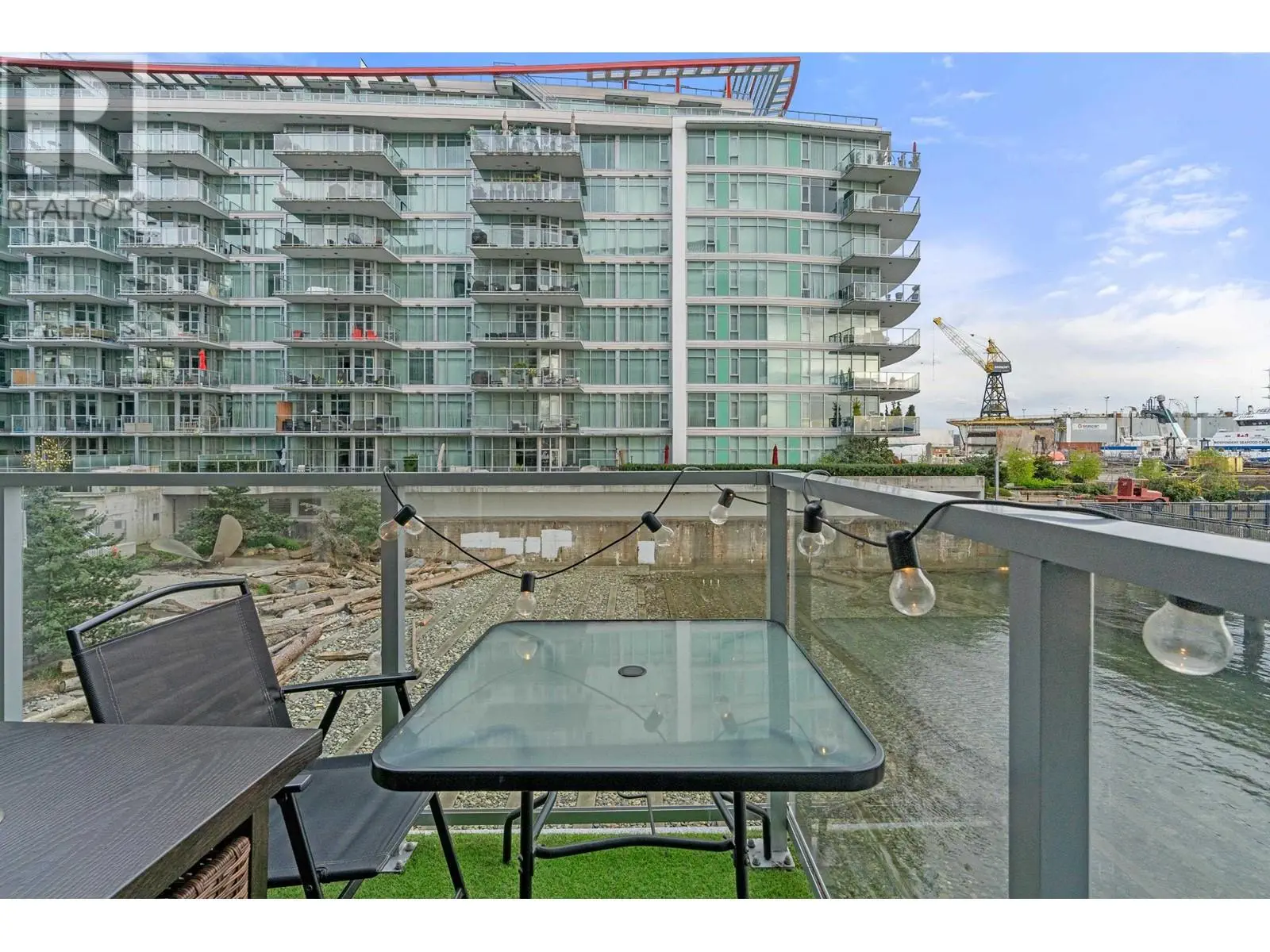 204 175 Victory Ship Way, North Vancouver, British Columbia  V7L 0G1 - Photo 18 - R2925024
