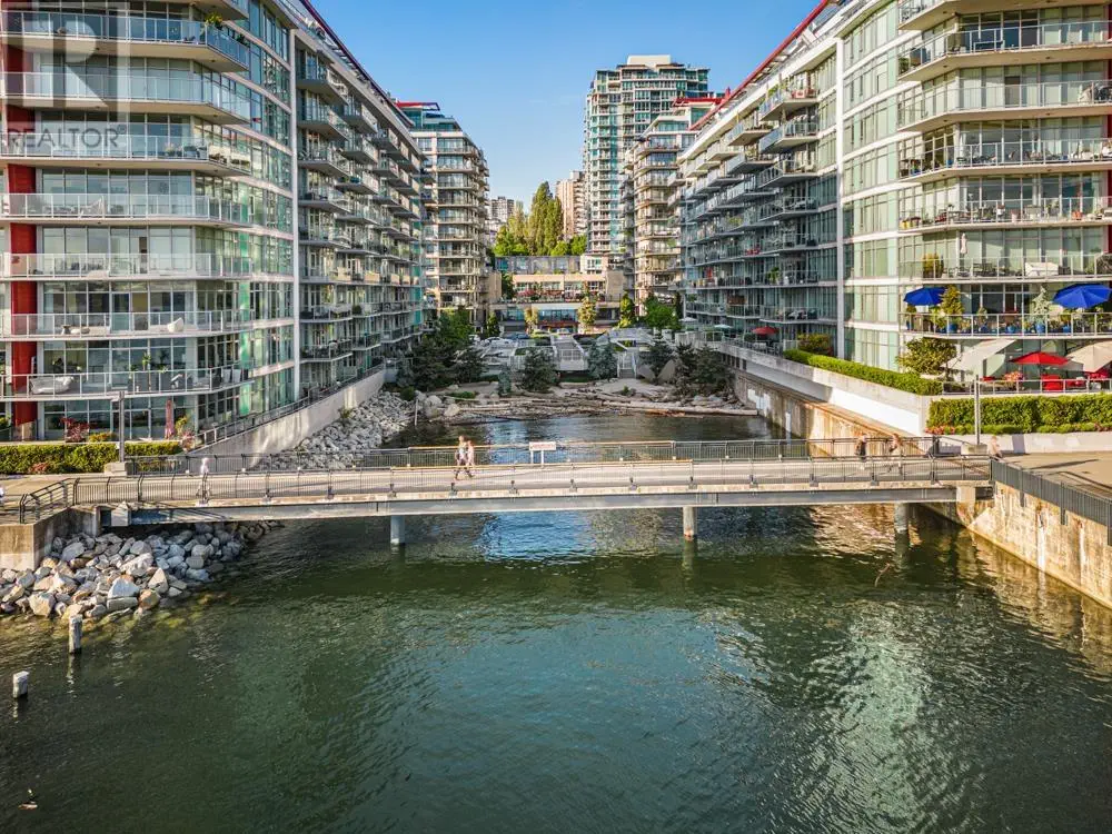 204 175 Victory Ship Way, North Vancouver, British Columbia  V7L 0G1 - Photo 8 - R2925024