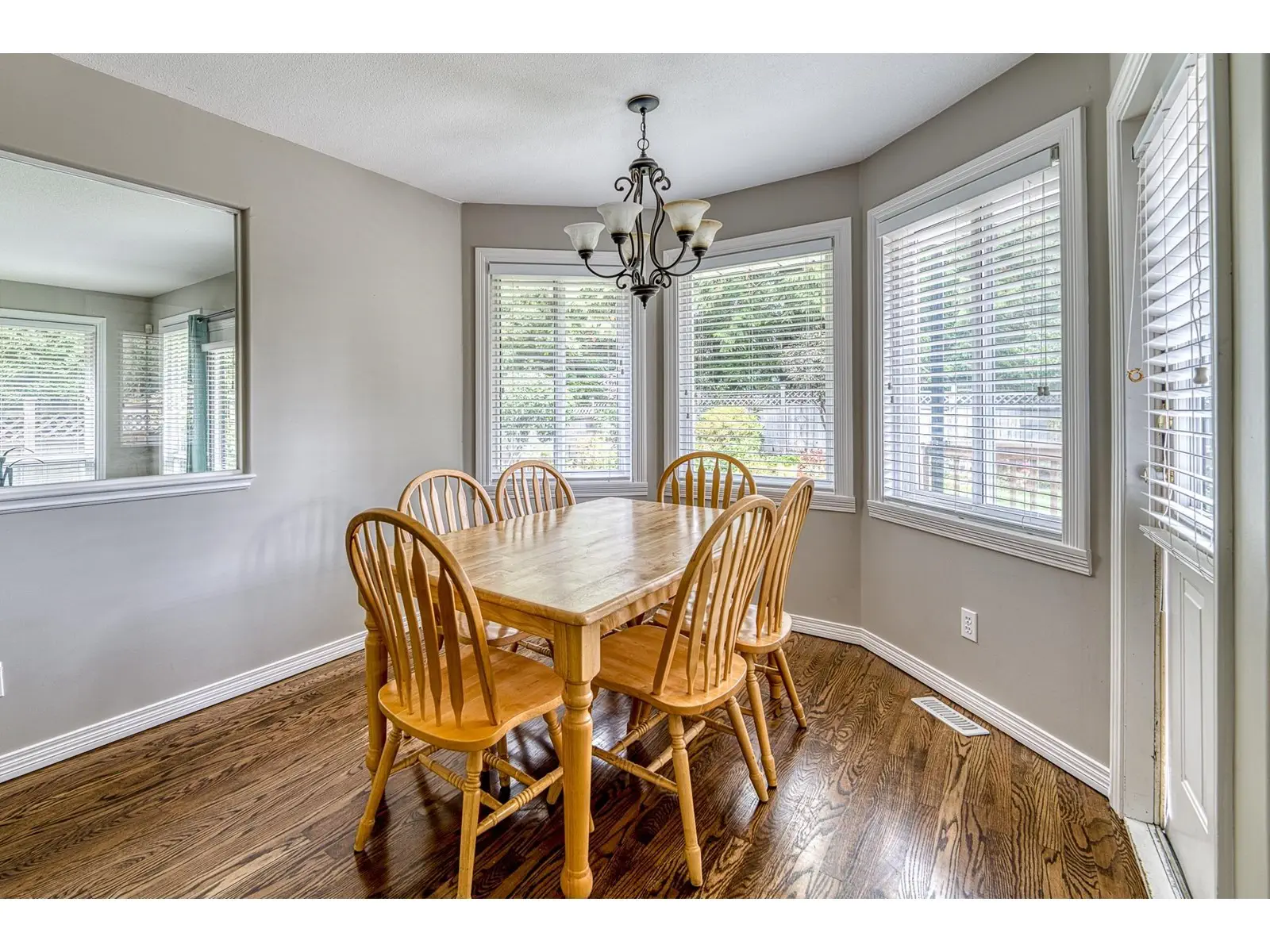 15643 78a Avenue, Surrey, British Columbia  V4N 0X5 - Photo 8 - R2937574