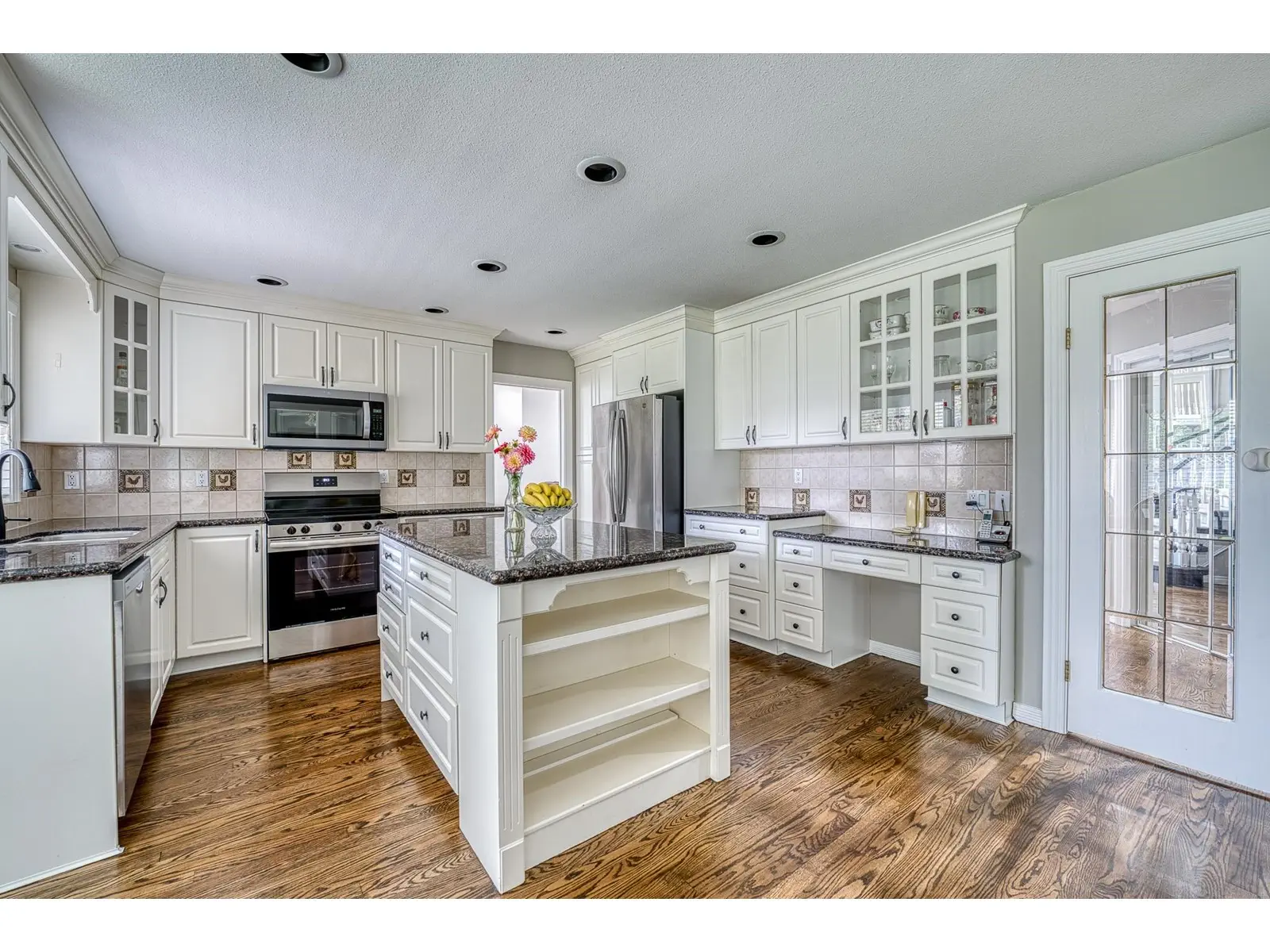 15643 78a Avenue, Surrey, British Columbia  V4N 0X5 - Photo 9 - R2937574
