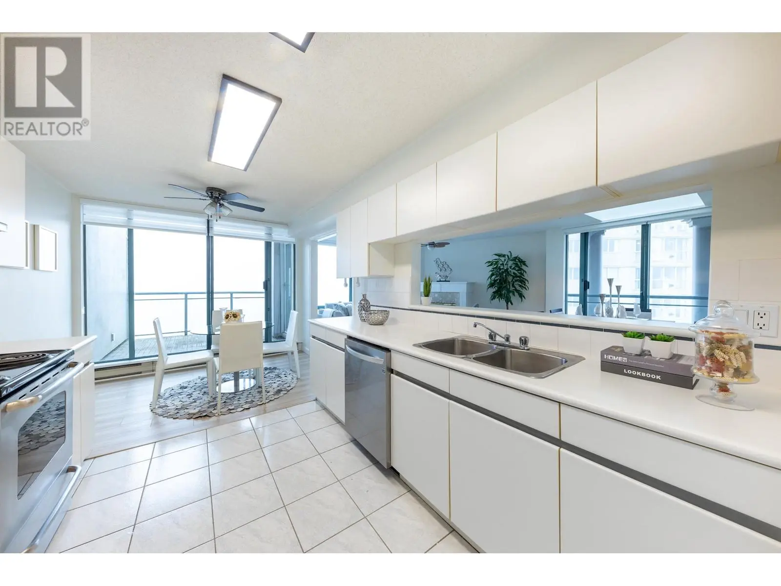 1407 8 Laguna Court, New Westminster, British Columbia  V3M 6M6 - Photo 23 - R2953607