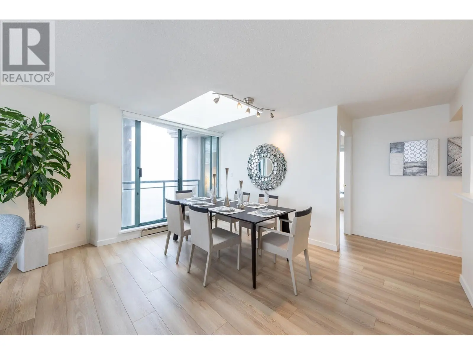 1407 8 Laguna Court, New Westminster, British Columbia  V3M 6M6 - Photo 15 - R2953607