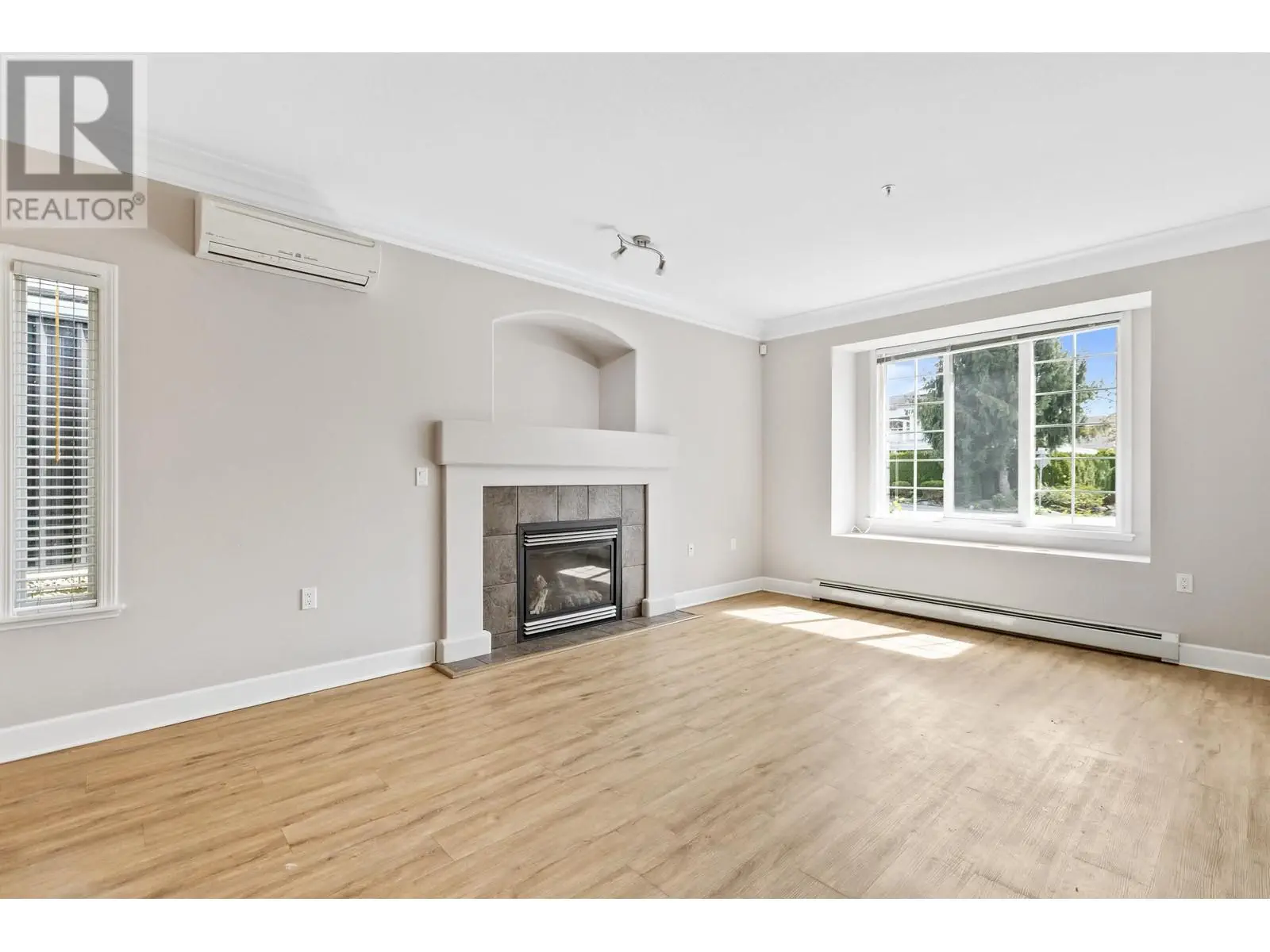 20139 Telep Avenue, Maple Ridge, British Columbia  V2X 3M4 - Photo 8 - R2968134