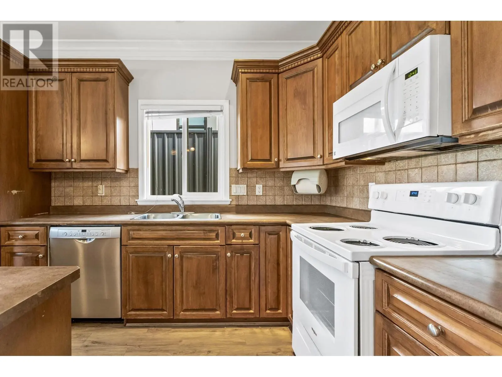 20139 Telep Avenue, Maple Ridge, British Columbia  V2X 3M4 - Photo 22 - R2968134