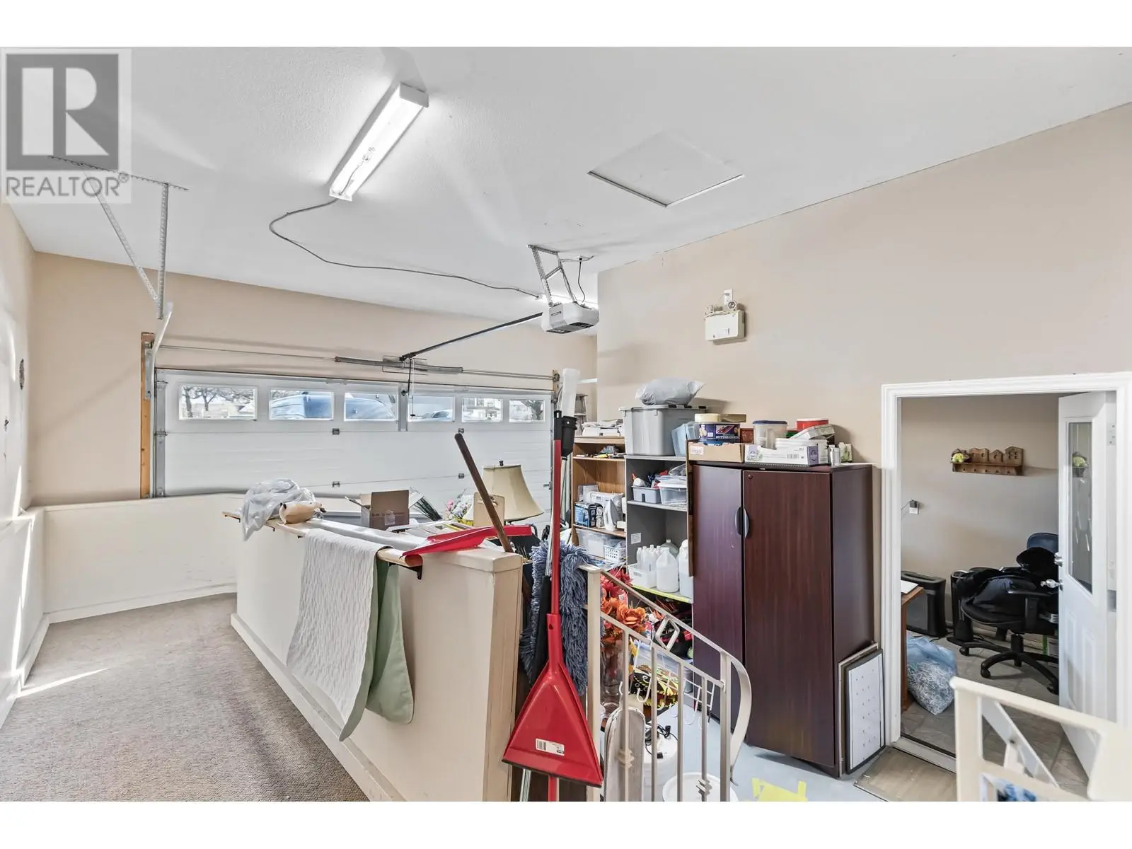 20139 Telep Avenue, Maple Ridge, British Columbia  V2X 3M4 - Photo 36 - R2968134