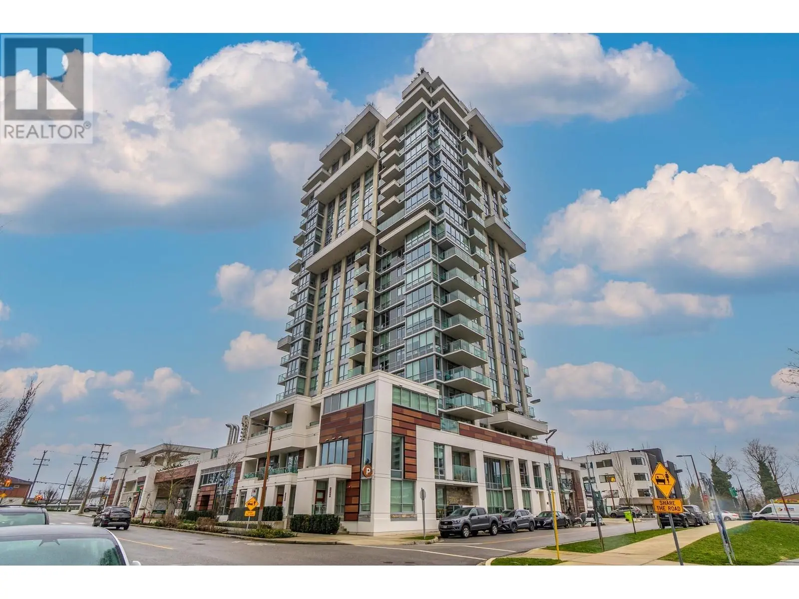 606 1675 Lions Gate Lane, North Vancouver, British Columbia  V7P 3B4 - Photo 1 - R2969026