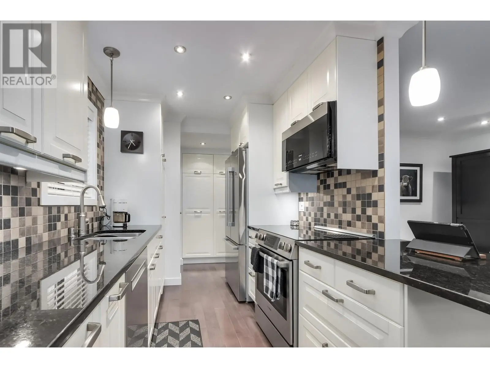 6590 Nelson Avenue, West Vancouver, British Columbia  V7W 2A9 - Photo 9 - R2973524