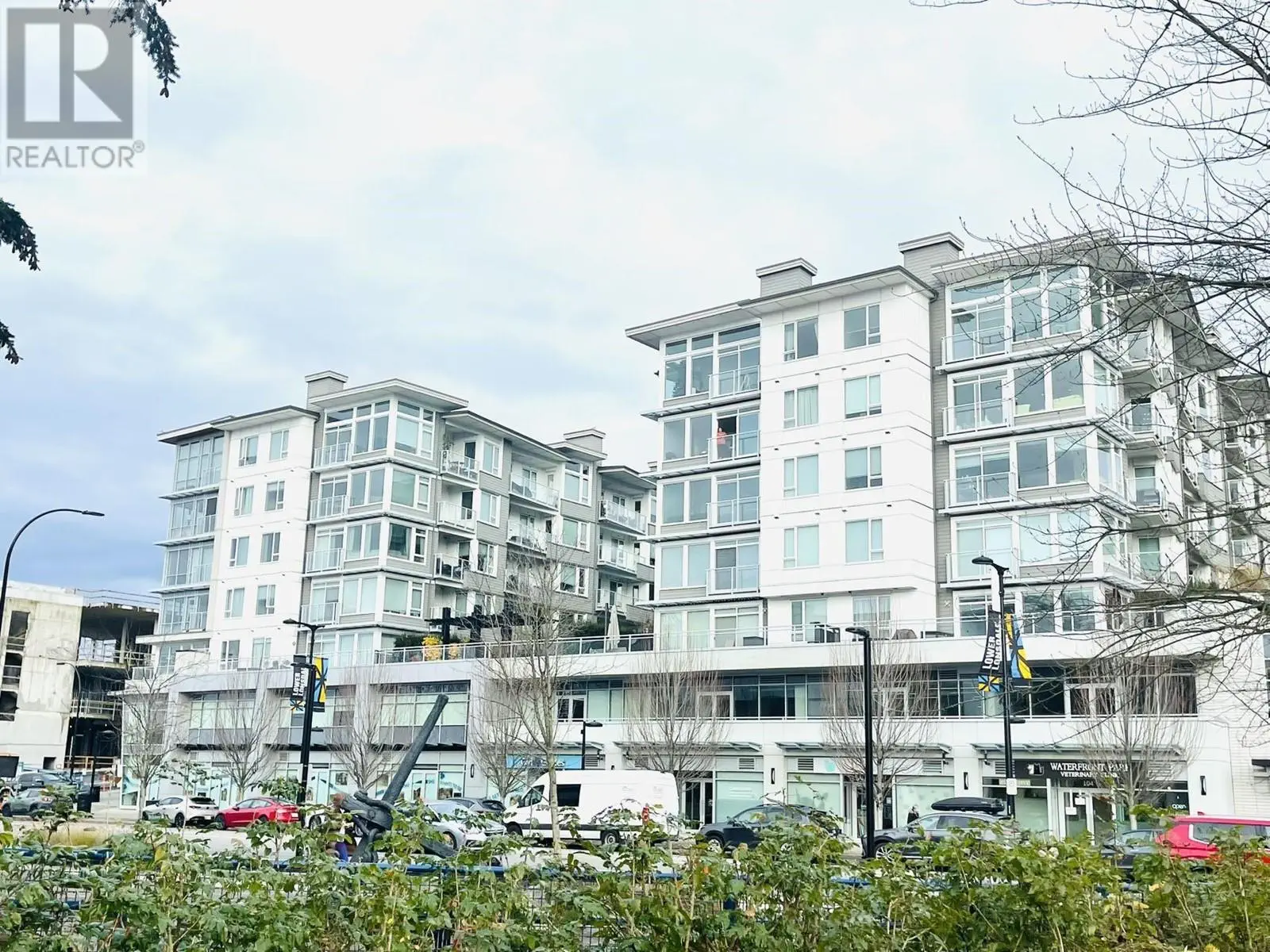 107 277 W 1st Street, North Vancouver, British Columbia  V7M 0E8 - Photo 1 - R2975804