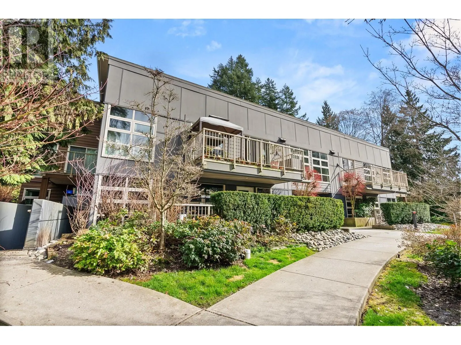 201 2832 Capilano Road, North Vancouver, British Columbia  V7R 4H5 - Photo 1 - R2980371