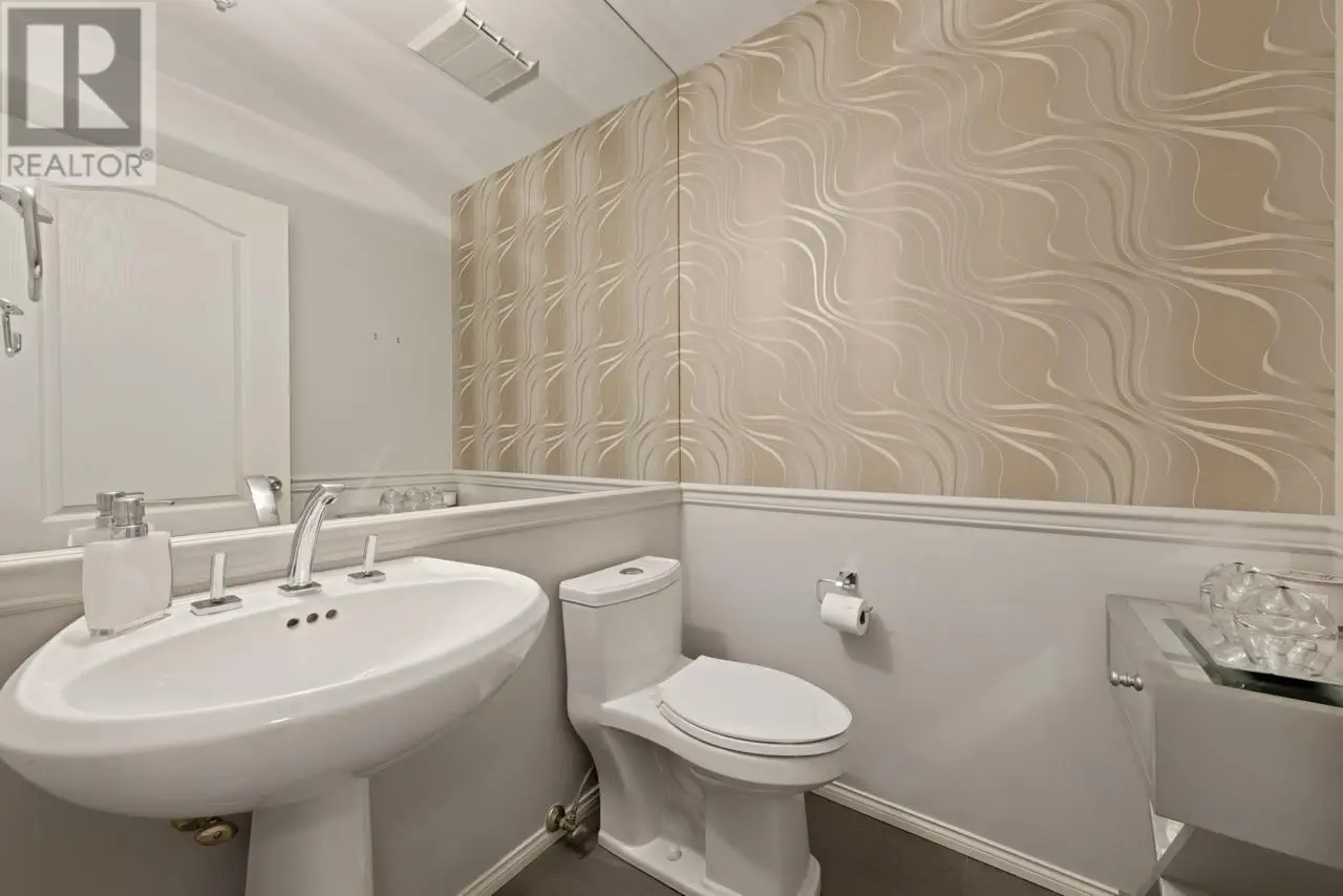 301 3288 Capilano Crescent, North Vancouver, British Columbia  V7R 4H7 - Photo 29 - R2981180