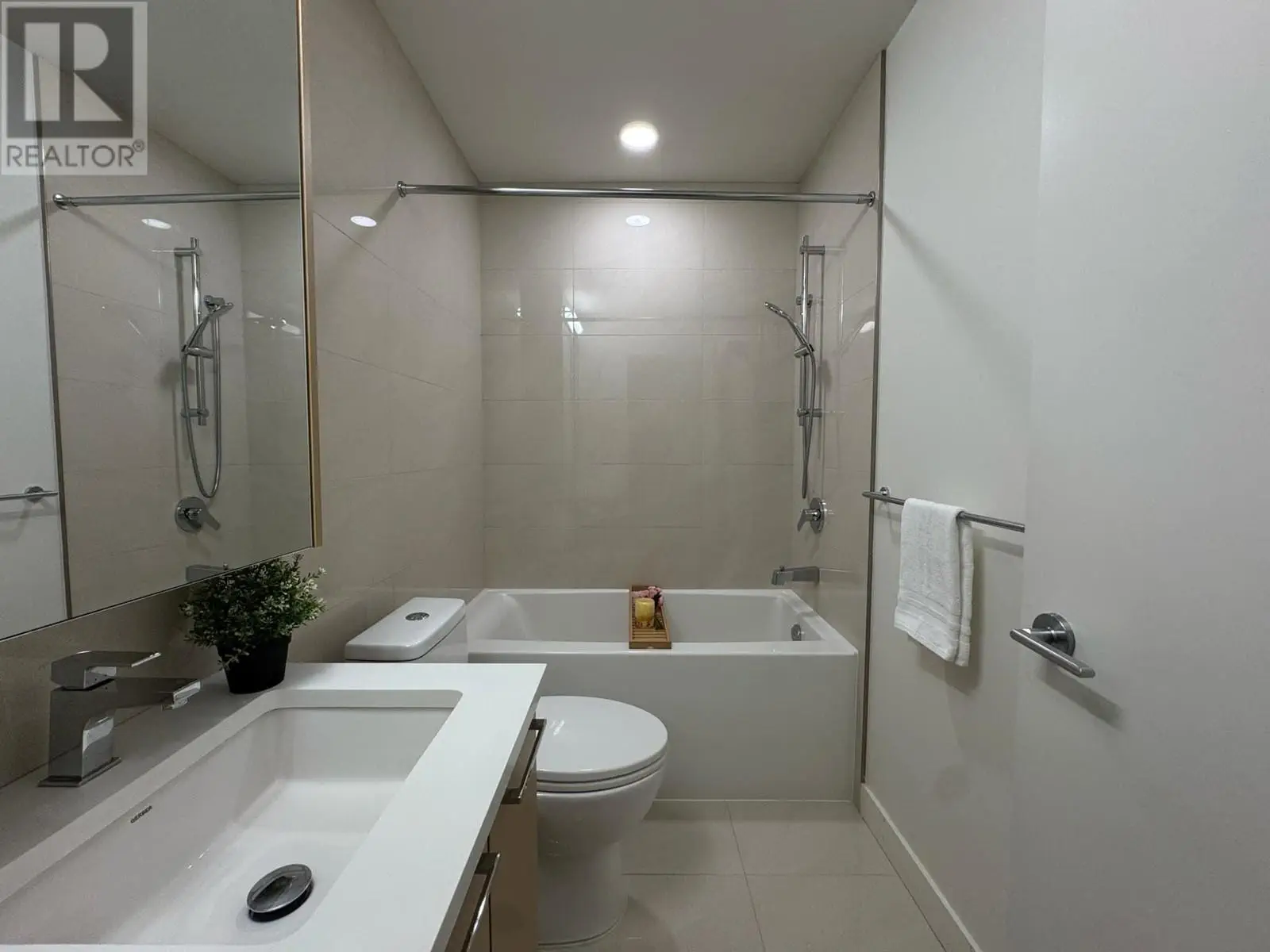 321 4033 May Drive, Richmond, British Columbia  V6X 0T3 - Photo 8 - R2980342