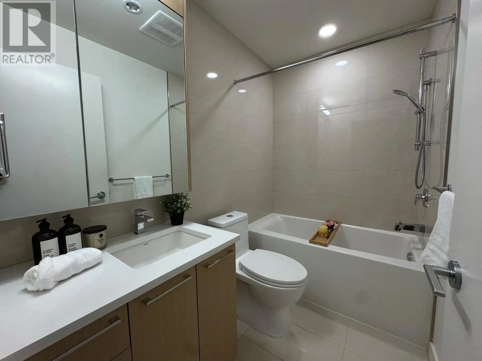 321 4033 May Drive, Richmond, British Columbia  V6X 0T3 - Photo 9 - R2980342
