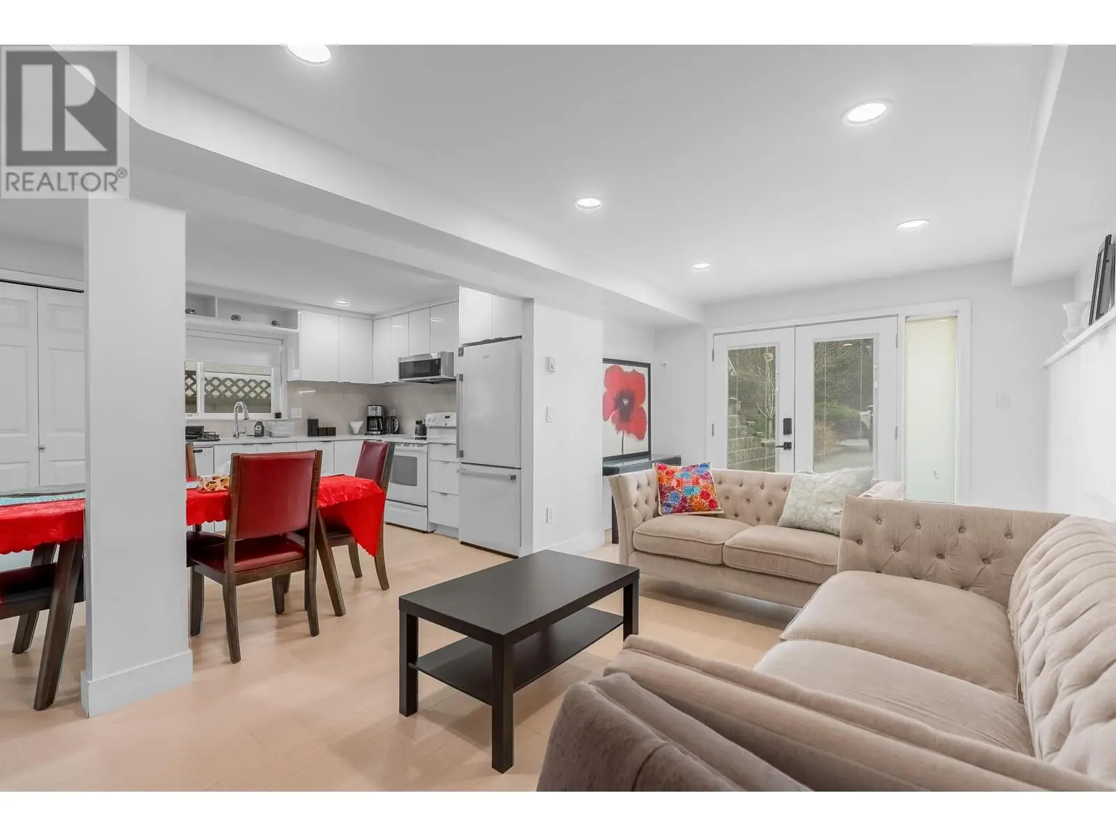 552 W 25th Street, North Vancouver, British Columbia  V7N 2G3 - Photo 34 - R2983450
