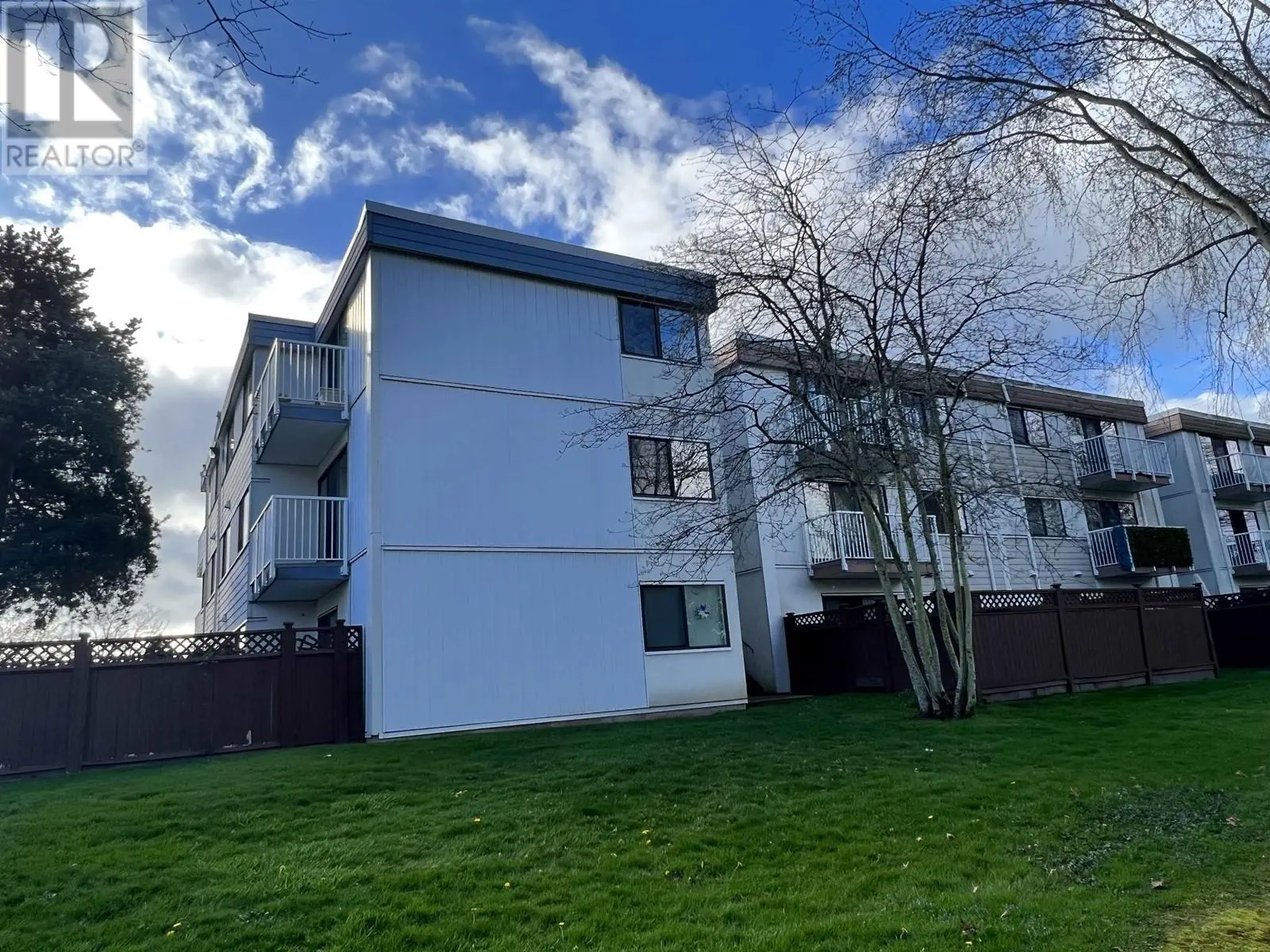 212 7220 Lindsay Road, Richmond, British Columbia  V7C 3M6 - Photo 2 - R2974003