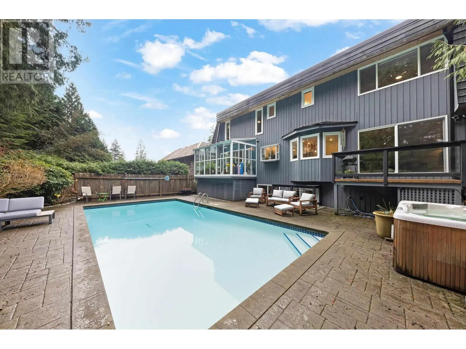 5446 Cliffridge Avenue, North Vancouver, British Columbia  V7R 4M4 - Photo 31 - R2986887