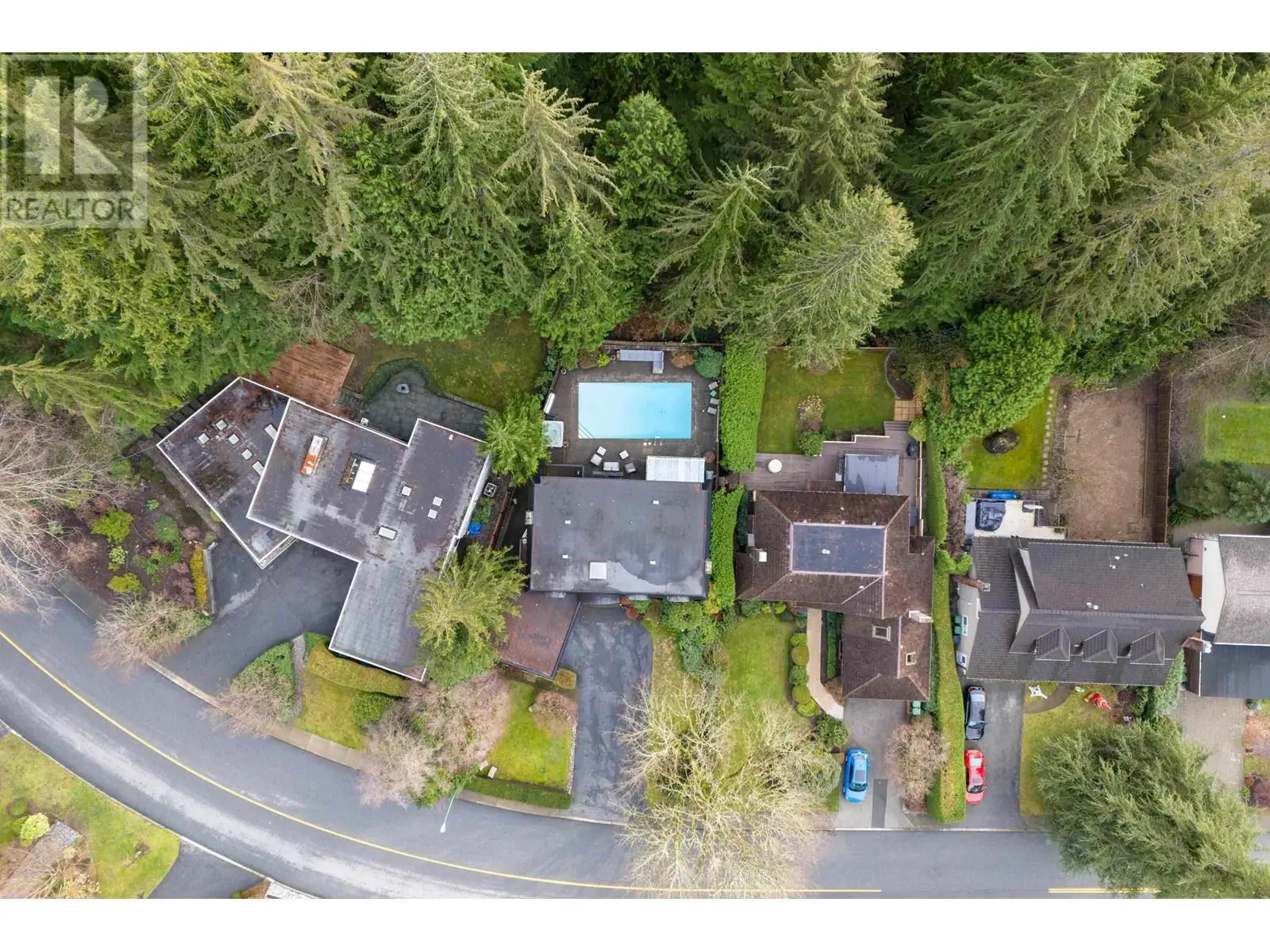5446 Cliffridge Avenue, North Vancouver, British Columbia  V7R 4M4 - Photo 34 - R2986887