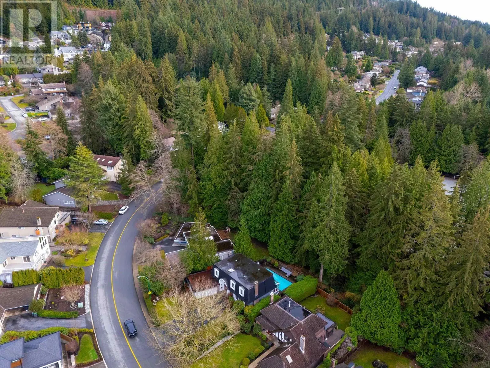5446 Cliffridge Avenue, North Vancouver, British Columbia  V7R 4M4 - Photo 35 - R2986887