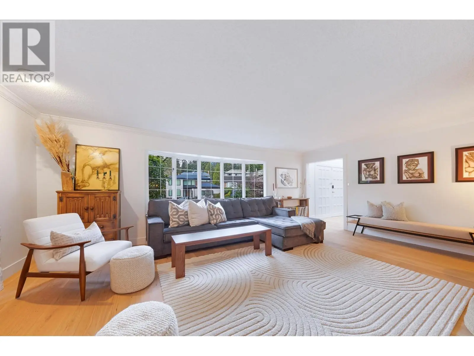 5446 Cliffridge Avenue, North Vancouver, British Columbia  V7R 4M4 - Photo 5 - R2986887