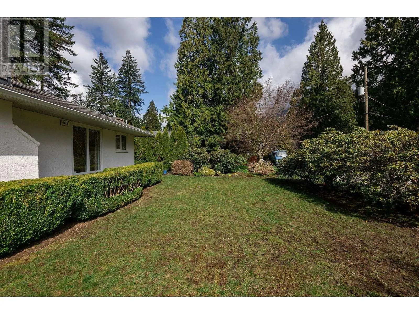 4143 Virginia Crescent, North Vancouver, British Columbia  V7R 3Z7 - Photo 10 - R2986923