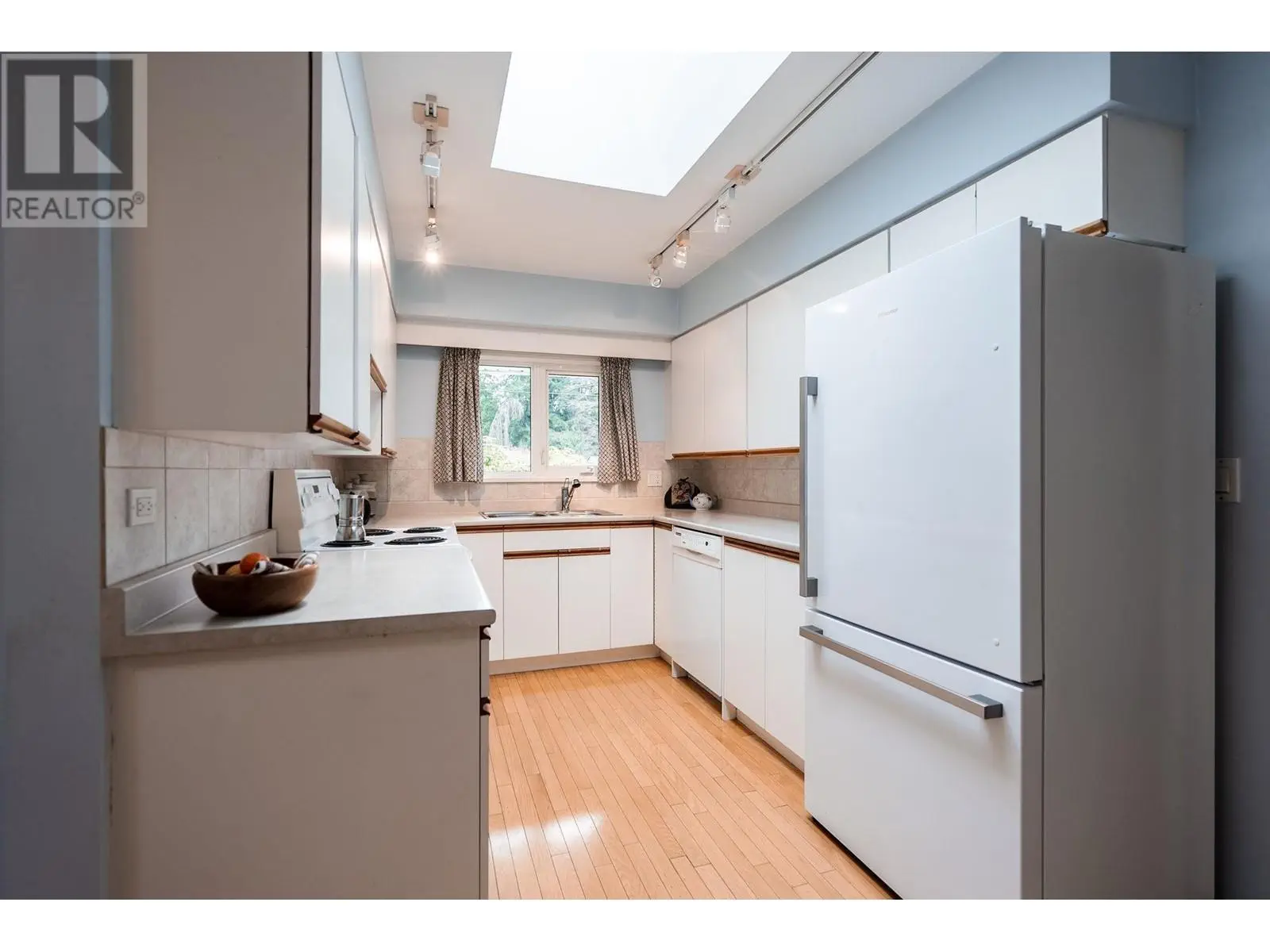 4143 Virginia Crescent, North Vancouver, British Columbia  V7R 3Z7 - Photo 22 - R2986923