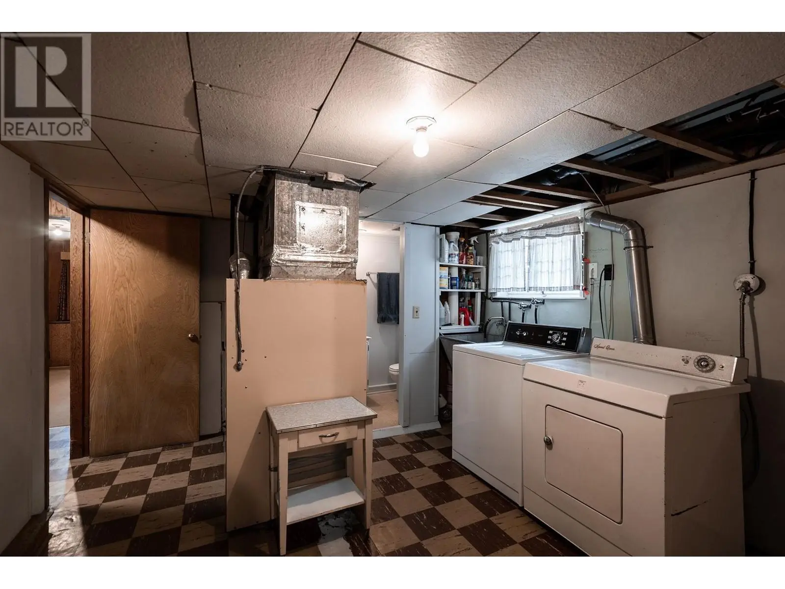 4143 Virginia Crescent, North Vancouver, British Columbia  V7R 3Z7 - Photo 31 - R2986923
