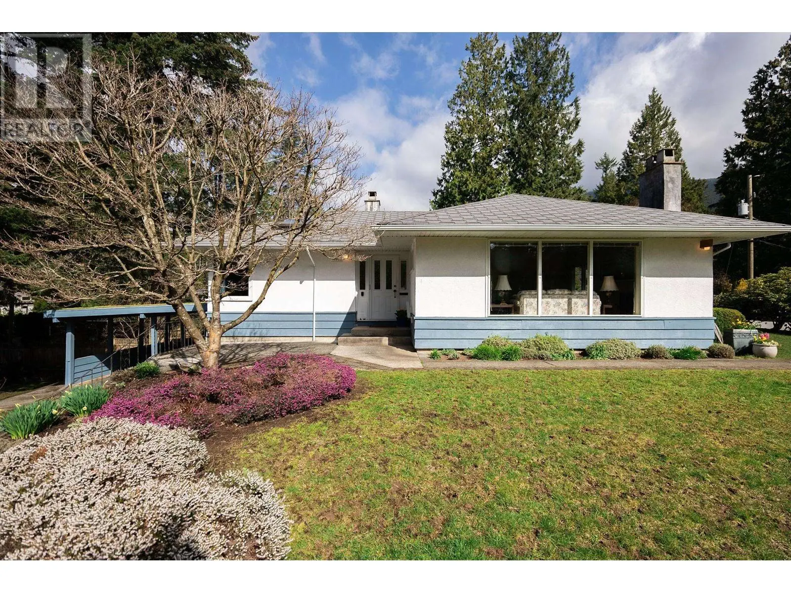 4143 Virginia Crescent, North Vancouver, British Columbia  V7R 3Z7 - Photo 7 - R2986923