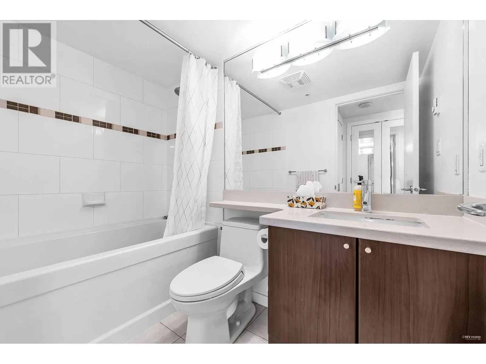 1101 8120 Lansdowne Road, Richmond, British Columbia  V6X 0A1 - Photo 11 - R2987645