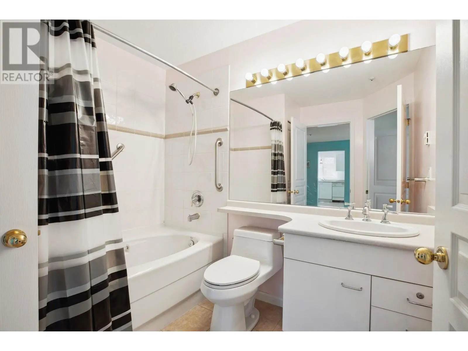 426 1252 Town Centre Boulevard, Coquitlam, British Columbia  V3B 7R7 - Photo 20 - R2989618