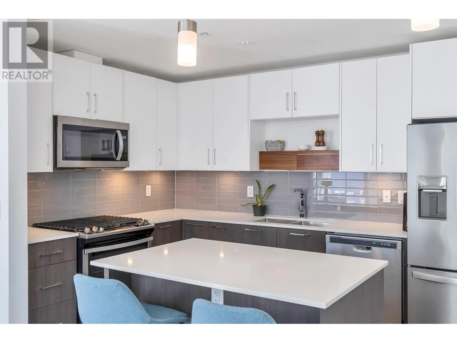 325 13040 No. 2 Road, Richmond, British Columbia  V7E 0C4 - Photo 4 - R2990465