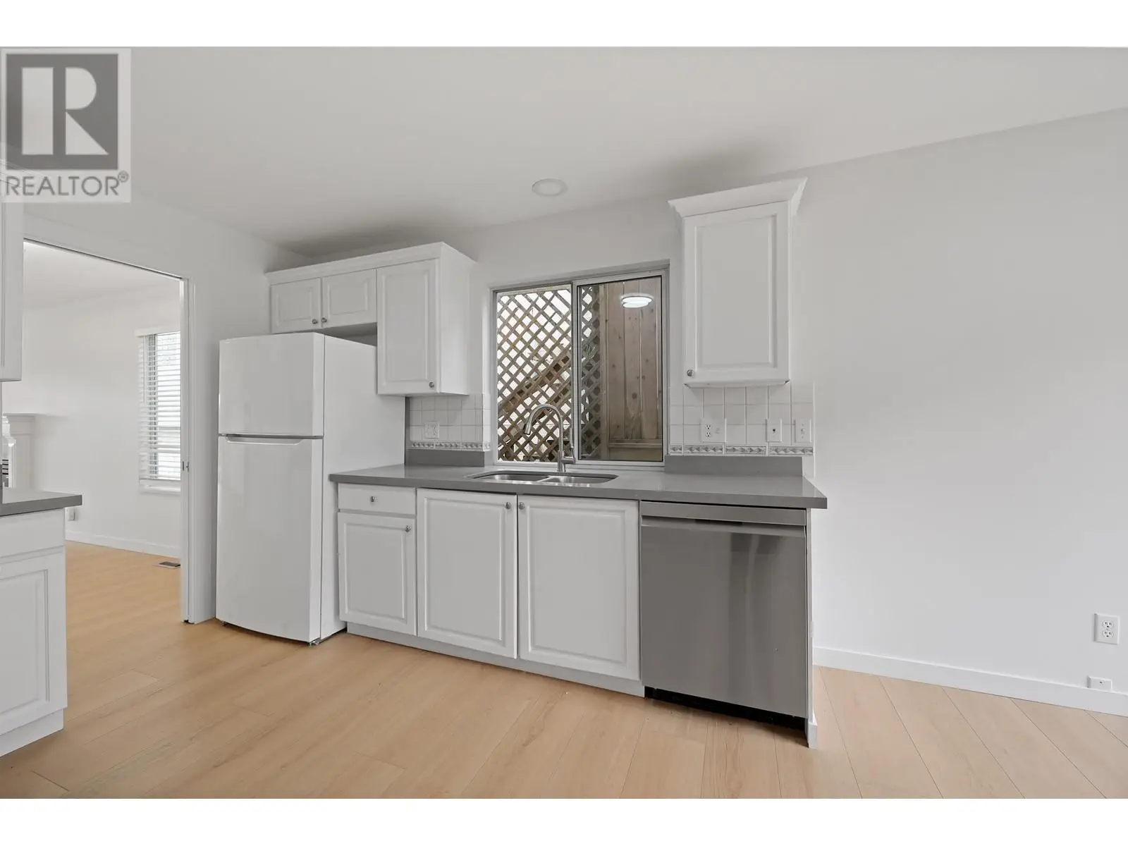 318 E 6th Street, North Vancouver, British Columbia  V7L 1P6 - Photo 15 - R2986178