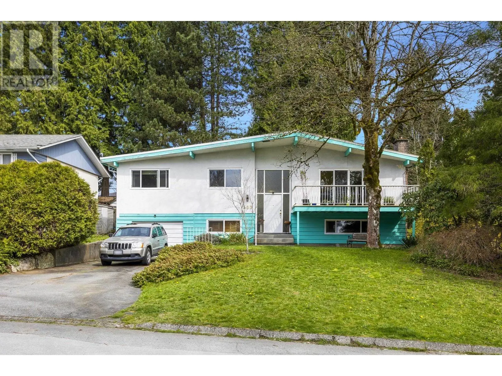 560 Garrow Drive, Port Moody, British Columbia  V3H 1H5 - Photo 1 - R2991262